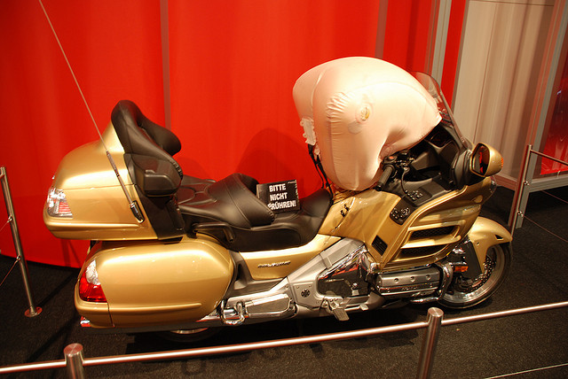 Airbag deployed on motorcycle in German museum